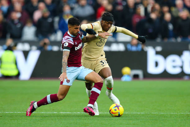 双方都在各 双方都在各