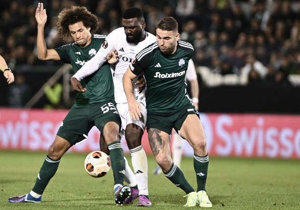 球场并非首 球场并非首